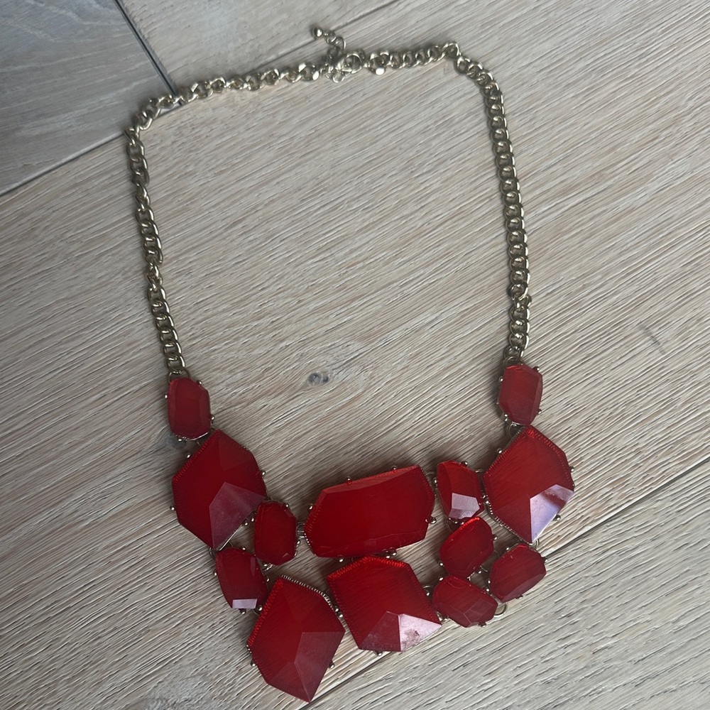 Elegant Red Vintage Statement Necklace